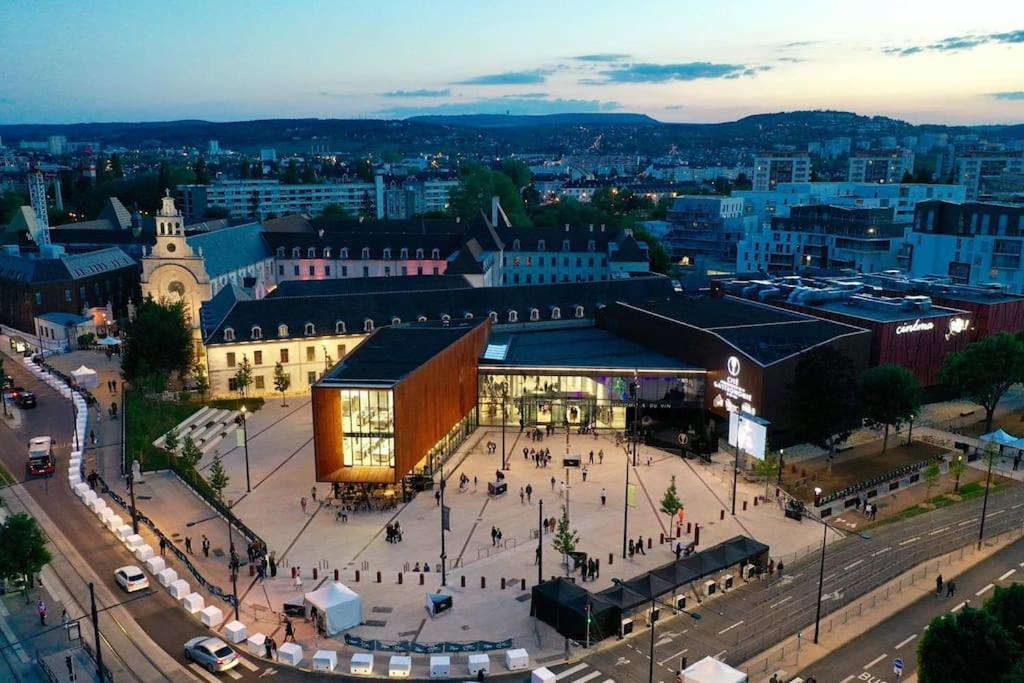 Apartament Le Sweet 70'S : Au Coeur Du Centre Historique Dijon Zewnętrze zdjęcie